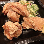 Okonomiyaki Teppan Ishokuya Tokubee - 唐揚げ3個570円