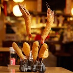 串カツ・もつ鍋・かすうどん しゃかりき432" - 