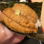 Uosai Hazama - 海苔に、ご飯、うに、ワサビ、で手巻き寿司風