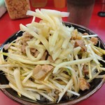 豚骨醤油ラーメン 王道家 - 