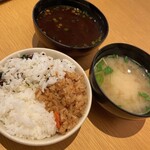 Tonkatsu Tamafuji - 定食のご飯（3種盛り）と味噌汁（あさり、なめこ三ツ葉）