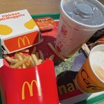 マクドナルド 環状通伏古店 - ナゲット ポテト  ドリンク2種 バーガー2種