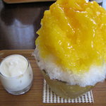 埜庵　マンゴー＆ドライマンゴーヨーグルトソース