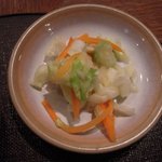 西蔵丼(ステーキ丼)のお漬物