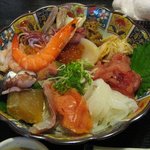 魚啓 - これも海鮮丼です