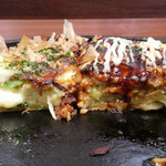 Mangetsu No Okonomiyaki - 中の焼け具合はこんな感じ