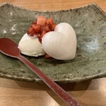 佳肴岡もと - 和食と日本酒の後のドルチェは少し塩気が効いて繋がりよしです