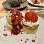 アンドテイ - 『サンドしないスコーンサンド  ピスタチオアイスといちごとカスタード』