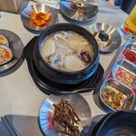 韓国バル YOI - Yoi鶏湯（ヨイゲタン）2178円(2024年1月)
