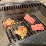 焼肉 ジャンボ - 