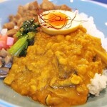 Kafe Neko Dang O - 魯肉飯カレー＆お豆ときのこのカレー