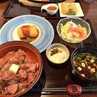 赤坂 津つ井 総本店 - 