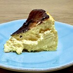 熟成バスクチーズケーキ直売所 - カット