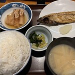 郷土料理 こふじ - さば塩定食935＋ライス大盛り110