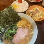 ラーメン 洞くつ家 - 