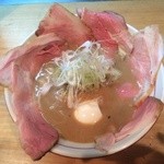 麺と人 - 特製チャーシュー味噌麺