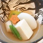 京口町　てるい - 南瓜、蕪、高野豆腐、莢インゲン、小芋？、人参♪　お出汁も全部頂きました☆