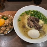 ヌードル＆スパイスカレー 今日の1番 - 