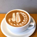 REVOLVER Booze & Coffee - Streamer Latte