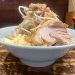 立川マシマシ - 小ラーメン（野菜ちょいマシ、アブラ） 900