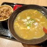 四代目一八 - カレーきしめん（880円）+無限まかない飯（220円）