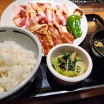 Yakiniku No Watami - 炙りカルビ&しお豚バラランチ　1.5倍盛