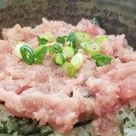 うどん居酒屋 讃 - まぐろスキミ。