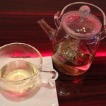 バルバロ たまプラーザ - 食後のハーブティー。エスプレッソ、紅茶、ハーブティーの中から選択。イタリアンには珍しいですよね(*^^*)