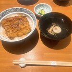 うなぎ 久保田 - ランチ限定うな丼＋¥300でお吸い物セット