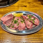 Sumibiyakiniku Homuraan - 