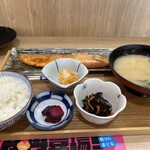 大起水産 海鮮丼と干物定食専門店 - 