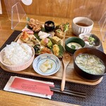 231745860 - おそうざい定食(¥1,650)