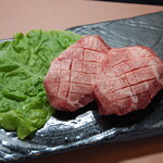 炭火焼肉 よしむね - 