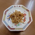 中華料理 五十番 - メンマ、300円。