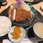 とんかつ 和栗 - ロースかつ定食