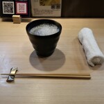 Kanya Hiro - テーブルセッティング