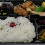 弁当のかど家 - H25.12.19(木)日替わり弁当５００円