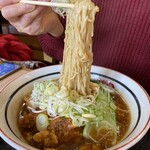 しな喜 - 加水低め中細やや縮れの麺はデフォルトと同じ、とろみ麺は茹で硬めが標準