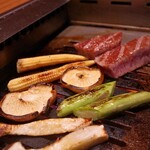 焼肉 神宮 - 季節の焼き野菜盛り合わせ
