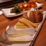 焼肉 神宮 - 季節の焼き野菜盛り合わせ