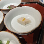 一碗水 - ゆり根よせもの