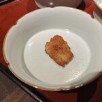 一碗水 - 帆立のすり身煎り焼き