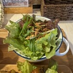 ダイニング ハウント - サラダ