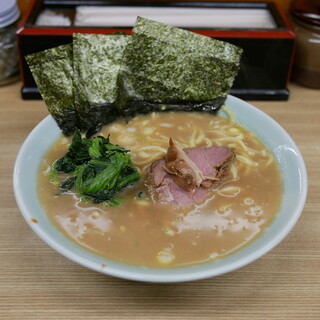 ラーメン 奥津家_1