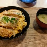 Tonkatsu Ara Tama - カツ丼　普通の方