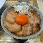 宍道湖しじみ中華蕎麦 琥珀 東京本店 - 