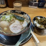 Kansai Fuuraiken - Wスープ半熟煮玉子入り、サービスのライス(小)♪