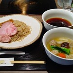 らーめん 鉢ノ葦葉 - 2024 Walker限定 三重県産小麦のざる中華 冬野菜のだし張りわんたん