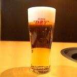 もっちゃん家 - 生中（アサヒスーパードライ）