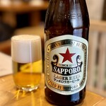 Unagi Semmon Tenai Kawa - 瓶ビール・サッポロラガー（880円）